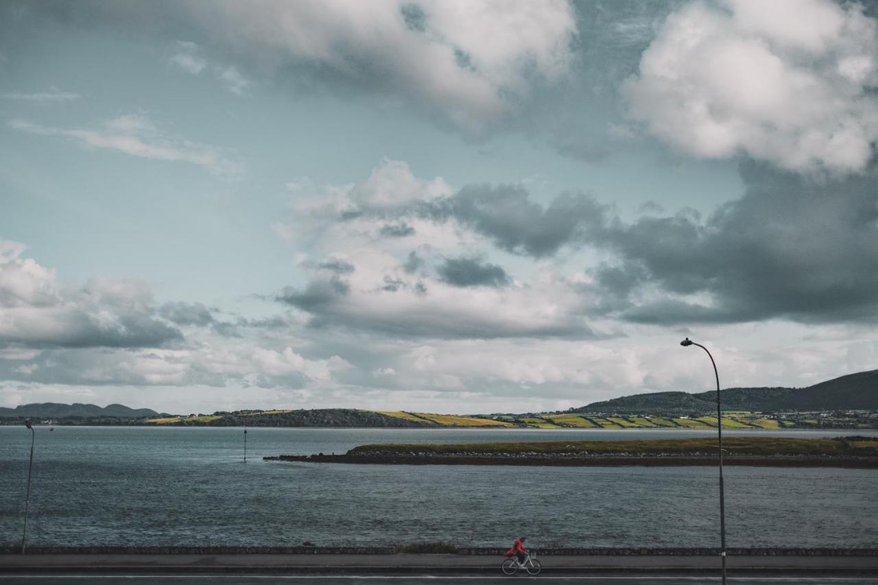 Sligo Bay Lodge Rosses Point Exterior photo